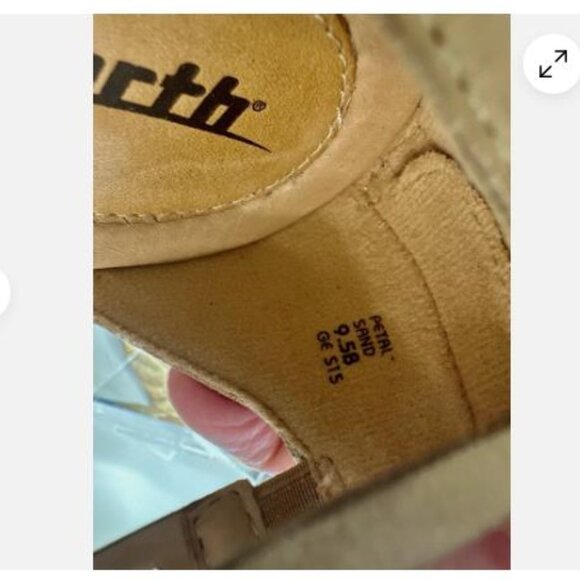 Earth Women's Sz 9.5 Petal Back Zip Wedge Heeled Sandals Laser Cut Leather Sand - Picture 4 of 6